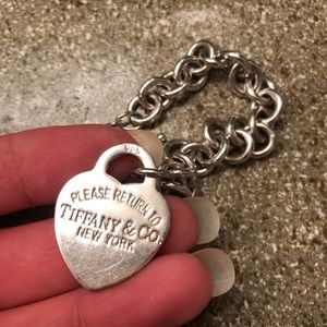 Tiffany & Co. heart toggle bracelet 925 7-8 inch